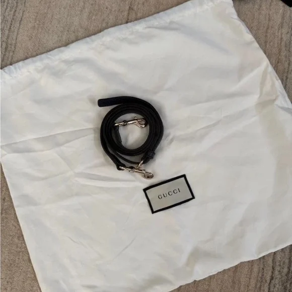 Gucci Red and Black Leather Satchel - Picture 5 of 7